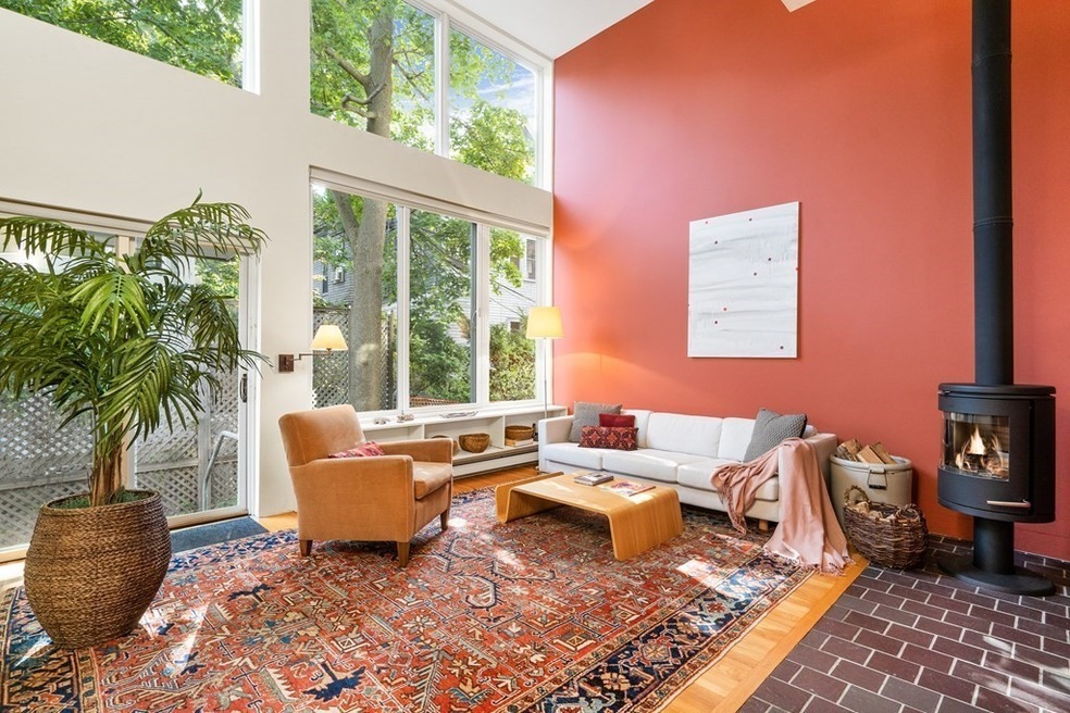4 Ellery Square, Cambridge, MA 02138 - photo 1
