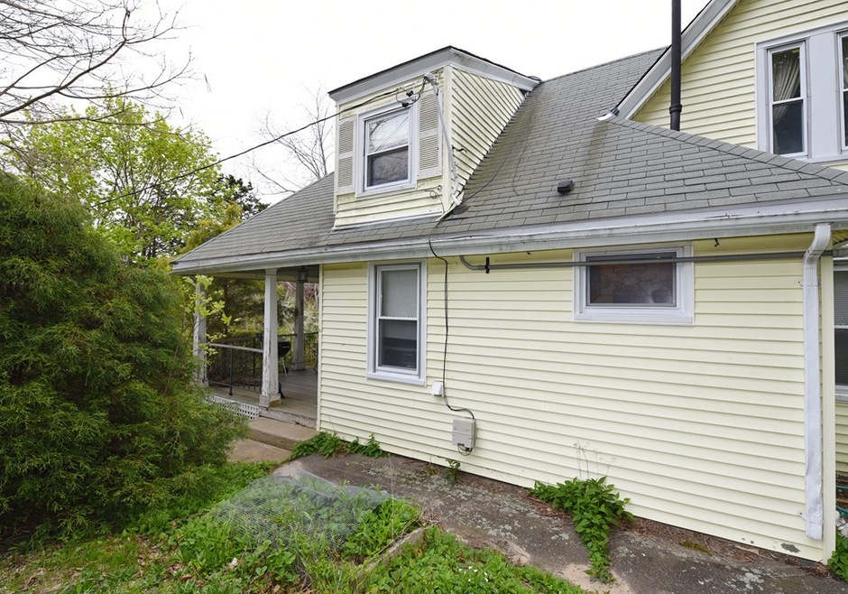 27 Bay View Ave, Plymouth, MA 02360 - photo 1