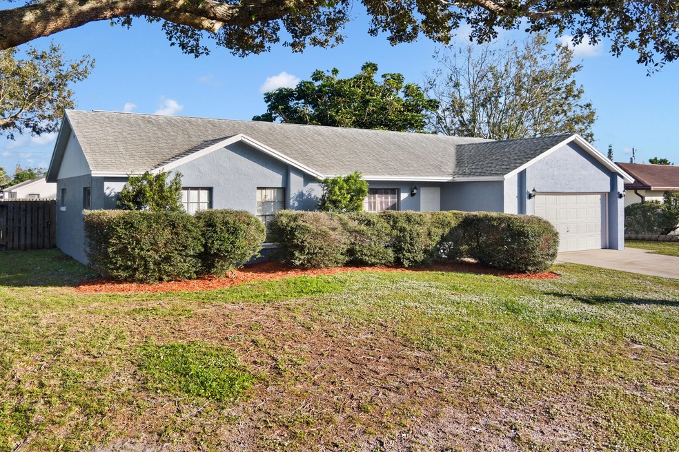 435 Beauregard Ave NE, Palm Bay, FL 32907 - photo 1