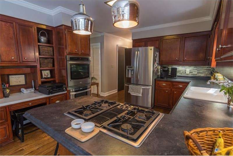 8236 Yale Dr, Jonesboro, GA 30236 - photo 1