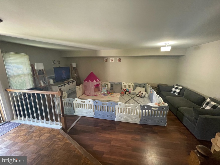 702 Andover Ct, West Chester, PA 19382 - photo 1