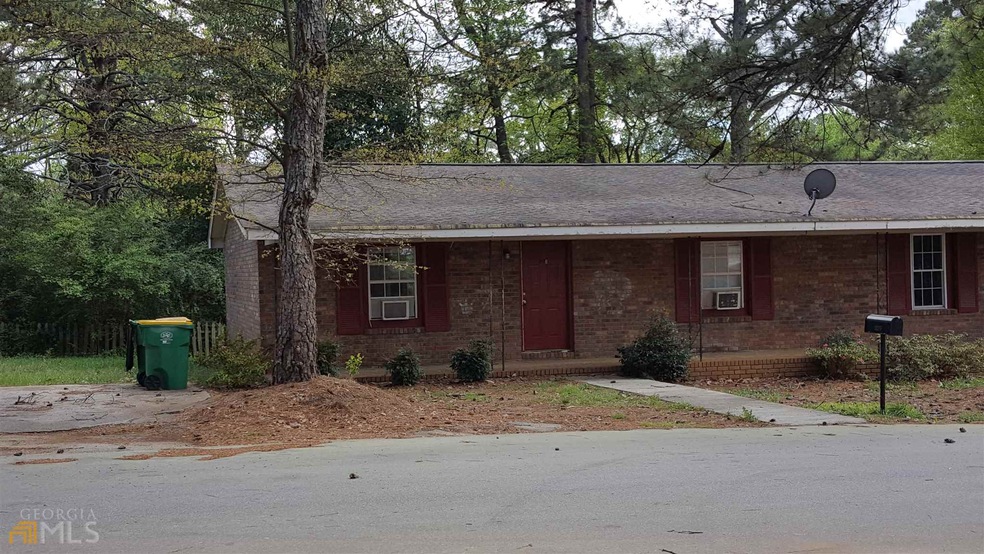 357 Emily Cir unit A, Winder, GA 30680 - photo 1