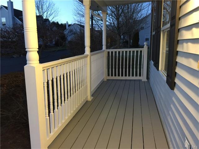 165 Palomino Pass, Trumbull, CT 06611 - photo 1