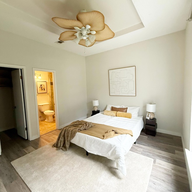 1912 N Pearl St, Crestview, FL 32536 - photo 1