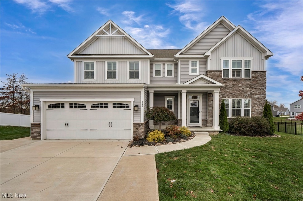 594 Prestwick Path, Painesville, OH 44077 - photo 1