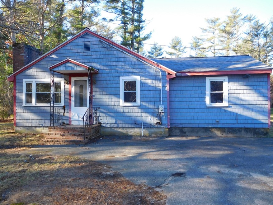 7 Bates Pond Rd, Carver, MA 02330 - photo 1