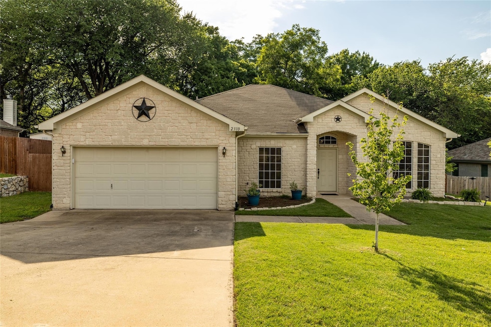 2310 Summer Brook Dr, Weatherford, TX 76087 - photo 1