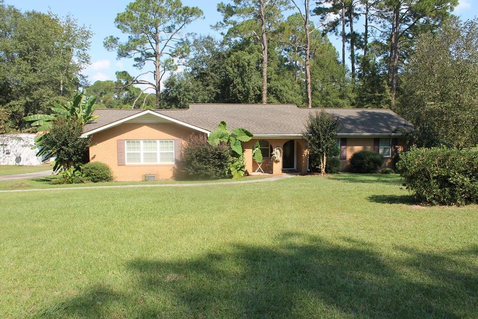 21 Phelps Rd, Douglas, GA 31533 - photo 1