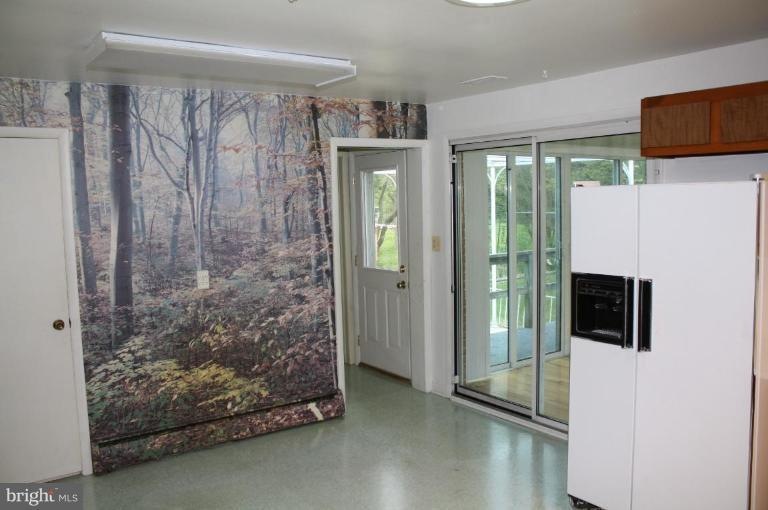 352 Ferdinand Ave, Glen Burnie, MD 21061 - photo 1