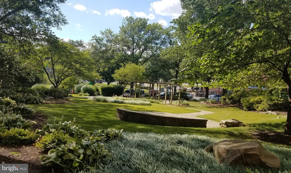 Takoma Overlook Condominium, Takoma Park, MD 20912 - photo 1