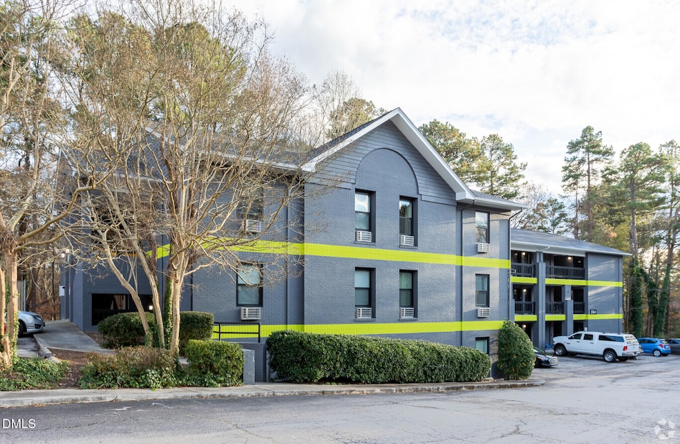 5104 Hollyridge Dr unit 303, Raleigh, NC 27612 - photo 1