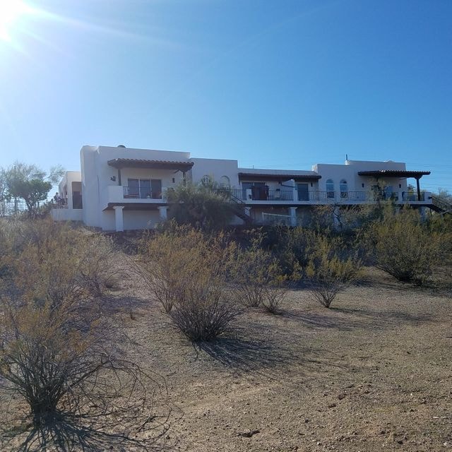 Country Club Villas