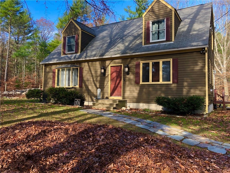 32 Suzanne Ct, West Greenwich, RI 02817 - photo 1