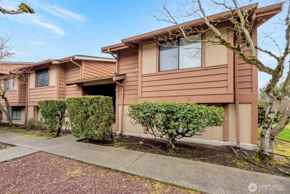 4818 S 187th Place unit C205, Seatac, WA 98188 - photo 1