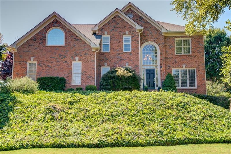 200 Vicarage Ct, Alpharetta, GA 30005 - photo 1