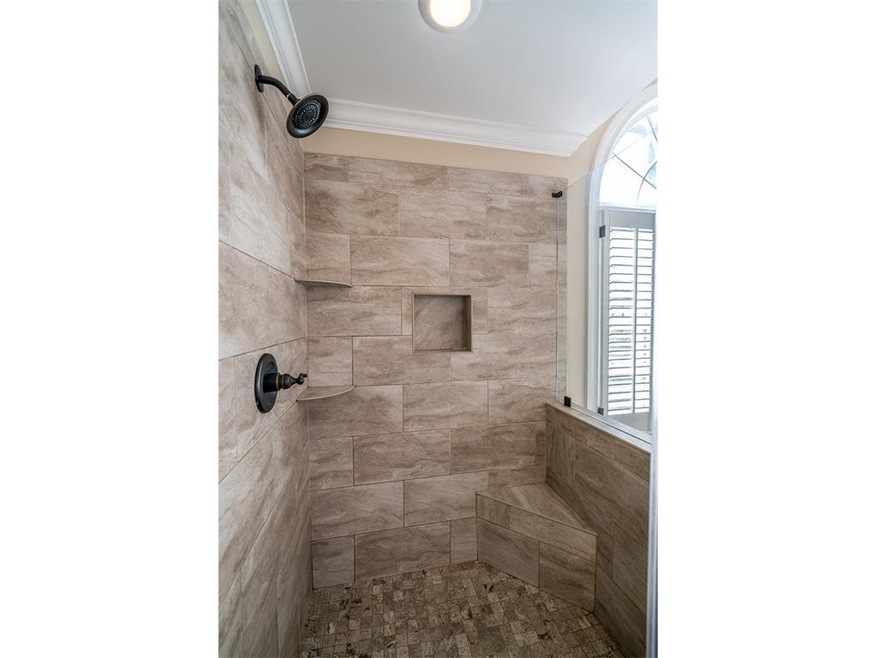 6190 Daffodil Ln, Norcross, GA 30092 - photo 1