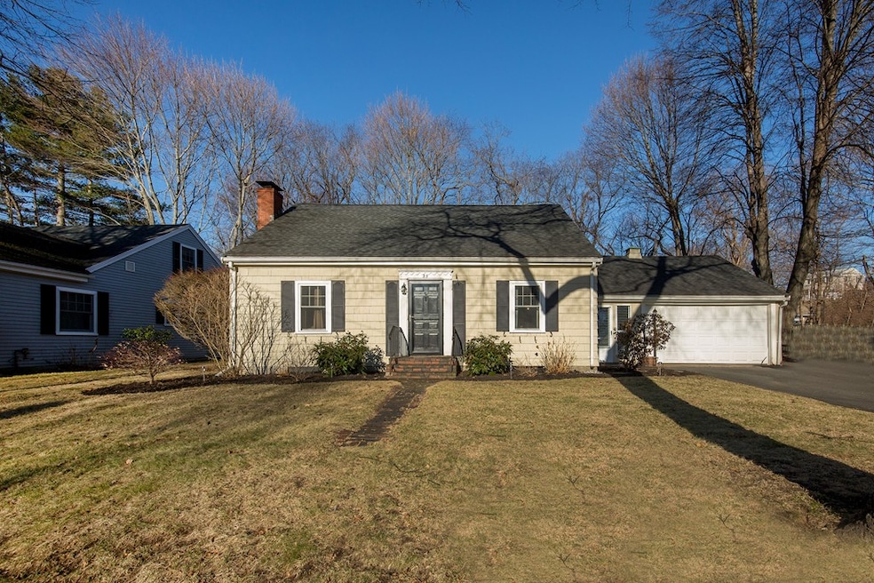 25 Sagamore Rd, Marblehead, MA 01945 - photo 1