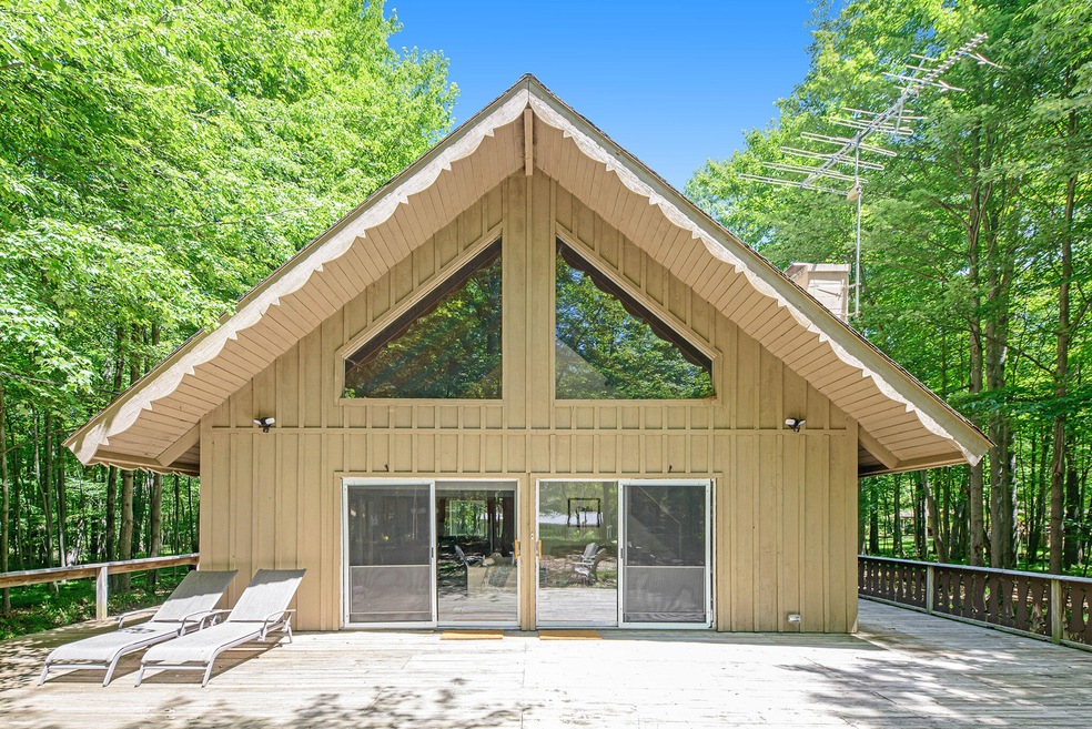 8304PineTreeTrail-38