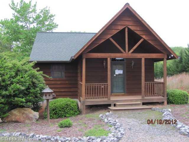 408 Woodpecker Rd, Purlear, NC 28665 - photo 1