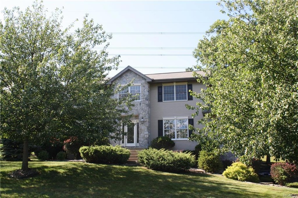 52 Hickory Ln, Garnerville, NY 10923 - photo 1