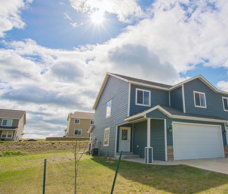 5814 Anna Ave, Williston, ND 58801 - photo 1