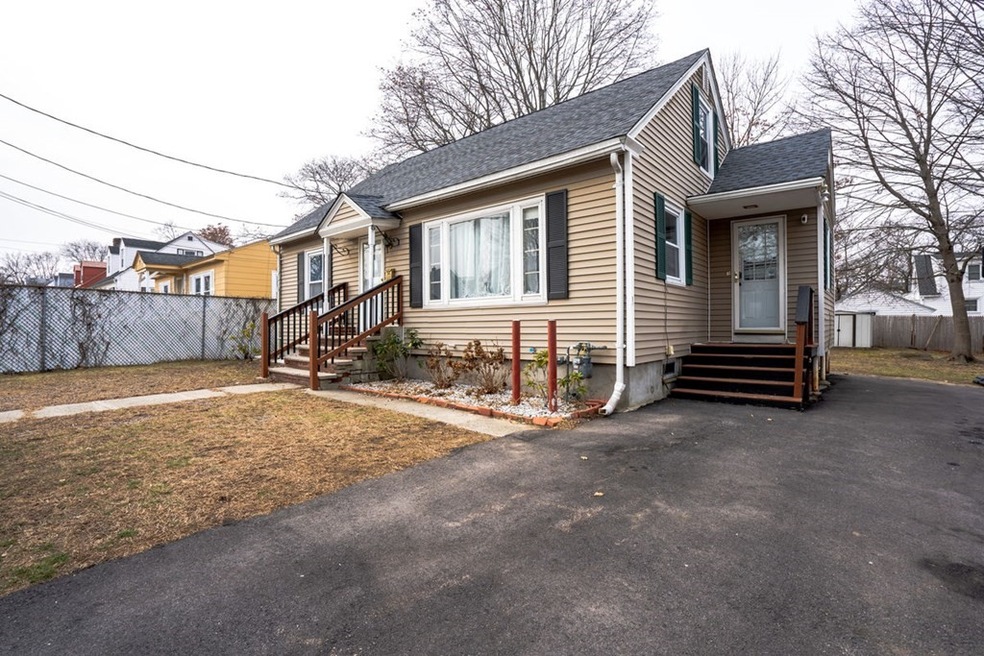 7 Vandergrift St, Lawrence, MA 01843 - photo 1