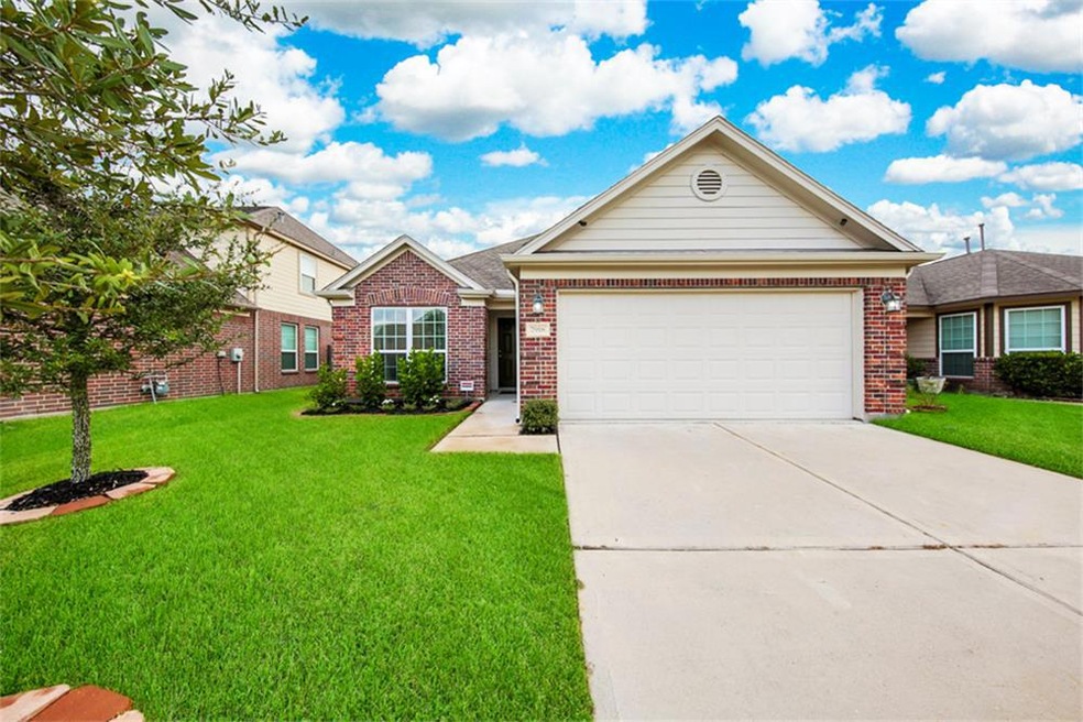 7918 Lani Blue Ln, Houston, TX 77040 - photo 1