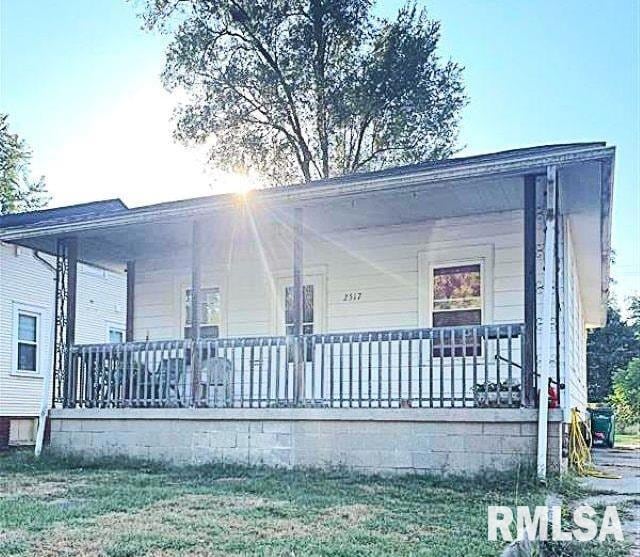 2517 S 10th St, Springfield, IL 62703 - photo 1