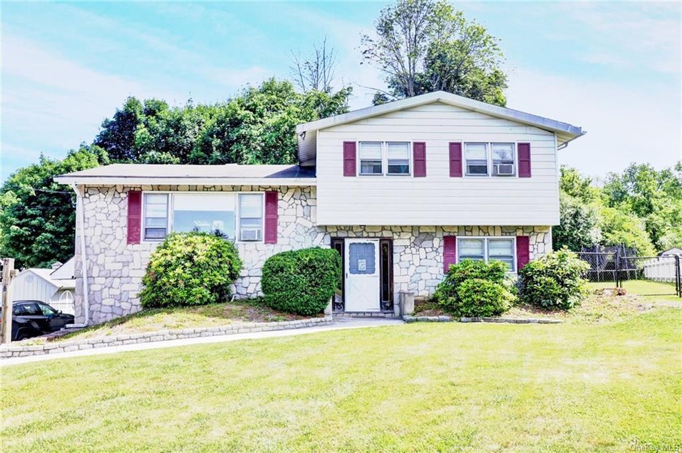 1 Beech Tree Round, Monroe, NY 10950 - photo 1