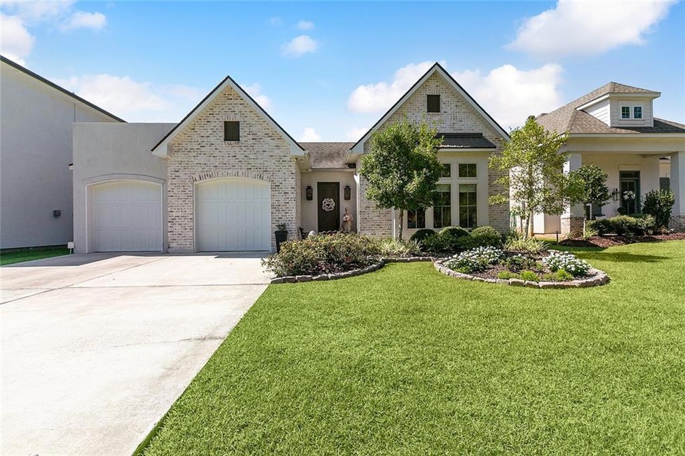Welcome to 6013 Cypress Point Circle