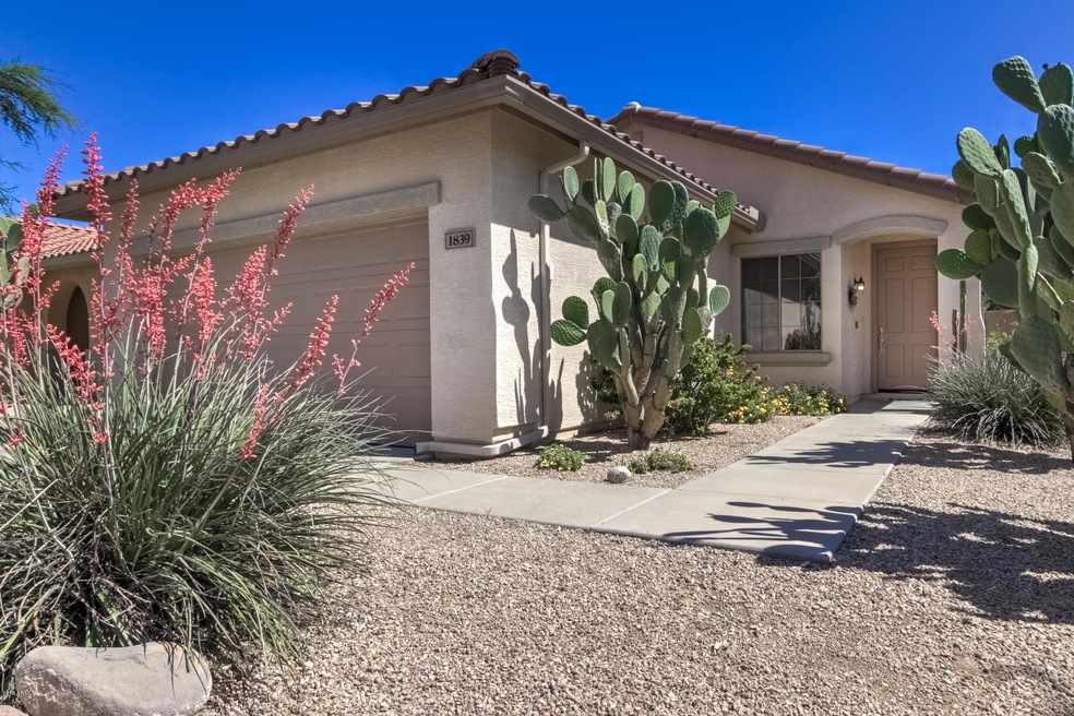 1839 W Kuralt Dr-3
