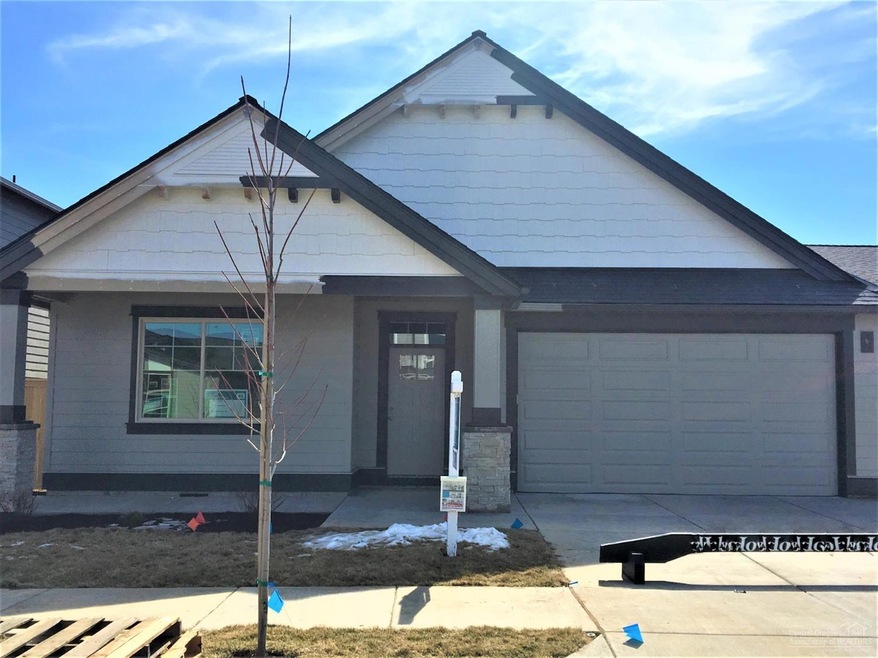 3656 SW Badger Ct, Redmond, OR 97756 - photo 1