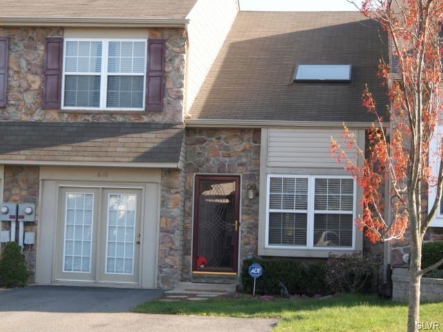 5640 Stonecroft Ln, Allentown, PA 18106 - photo 1