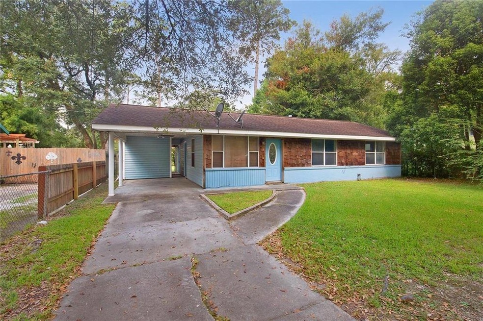 1077 S Walnut St, Slidell, LA 70460 - photo 1