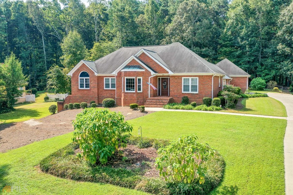 2909 Summit Dr, Jonesboro, GA 30236 - photo 1