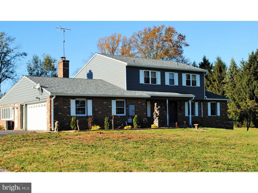 1267 W Bridge St, Spring City, PA 19475 - photo 1