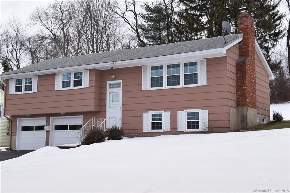 69 Lockwood Dr, Watertown, CT 06795 - photo 1