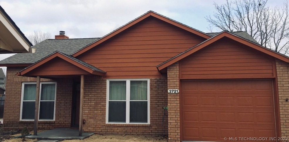 2721 S Narcissus Place, Broken Arrow, OK 74012 - photo 1