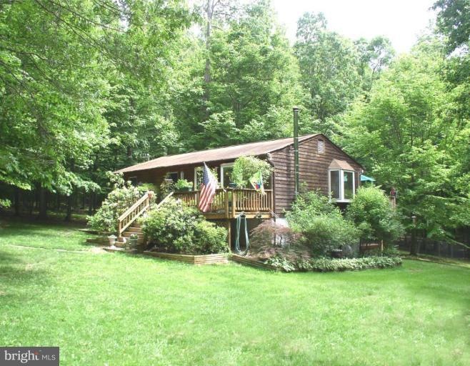 805 Lakeview Ln, Boyce, VA 22620 - photo 1