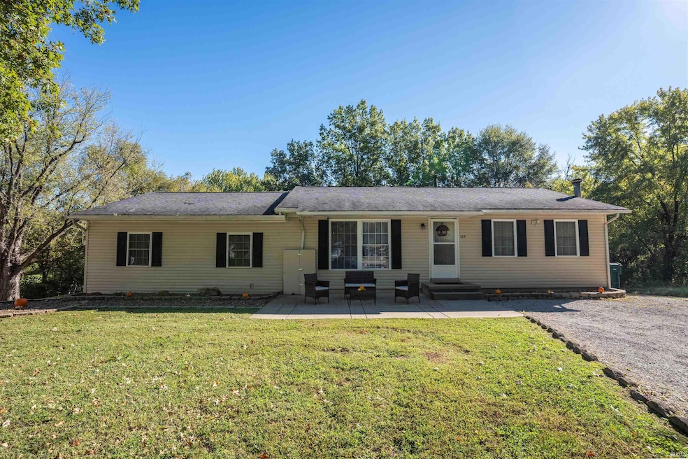 125 Cortez Ct, Chandler, IN 47610 - photo 1