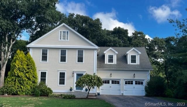 8 Cowell Ct, Pawcatuck, CT 06379 - photo 1