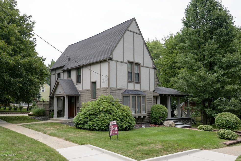Duke_St_3725_Kalamazoo_49008-2