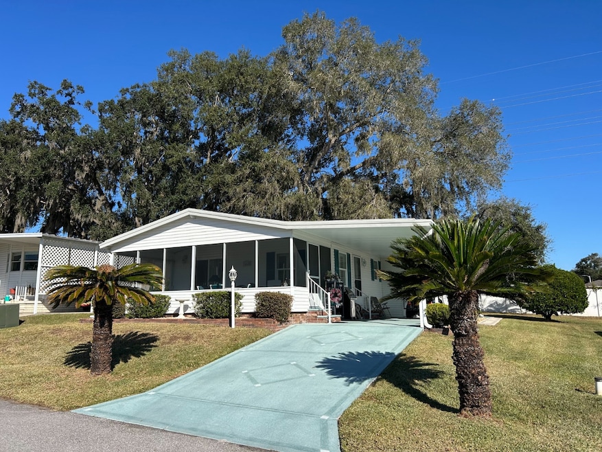 34605 Swaying Palm Dr, Zephyrhills, FL 33541 - photo 1