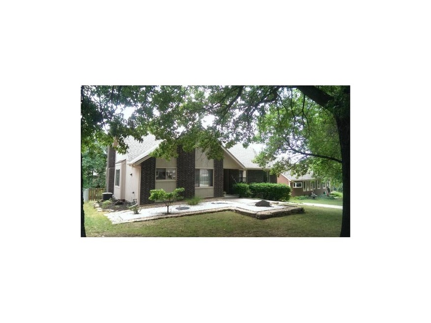12210 W 72nd St, Shawnee, KS 66216 - photo 1