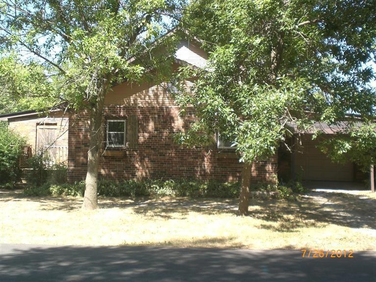 311 Missouri Ave, Nixa, MO 65714 - photo 1