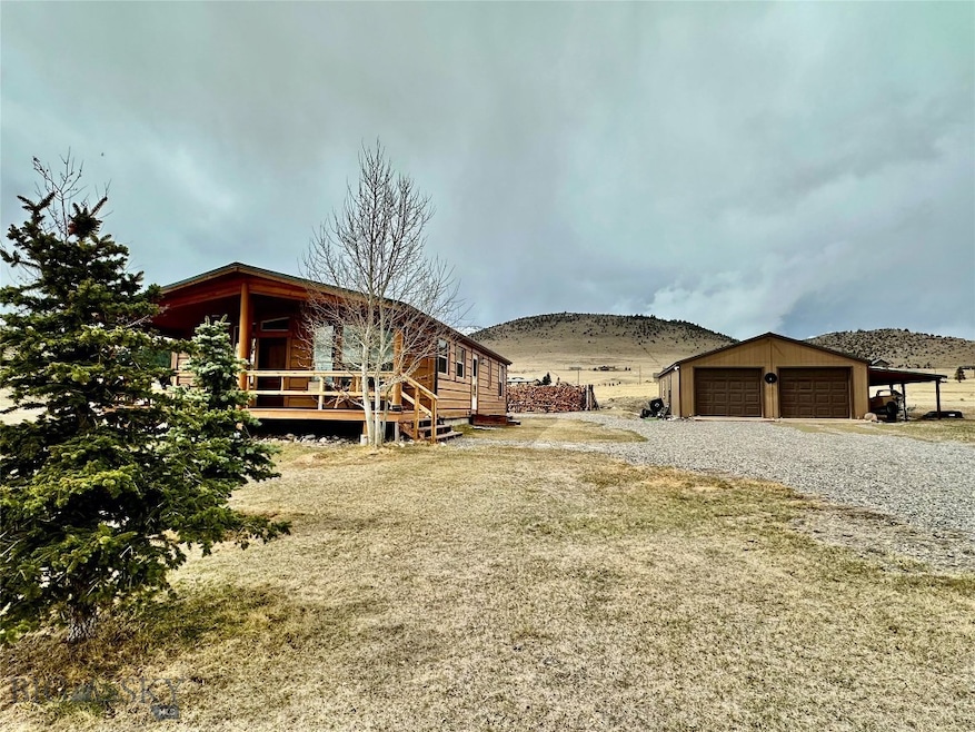 354 Shining Mountains Loop Road