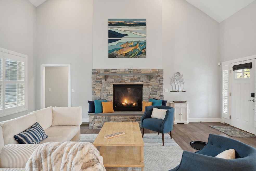 16 Christopher Ct, Wolfeboro, NH 03894 - photo 1