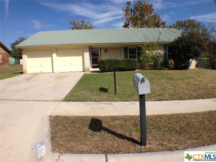 111 E Hogan Dr, Copperas Cove, TX 76522 - photo 1