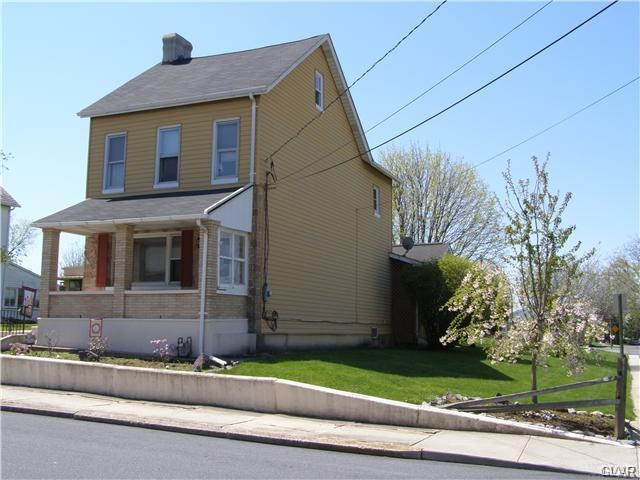 3203 S 2nd St, Whitehall, PA 18052 - photo 1