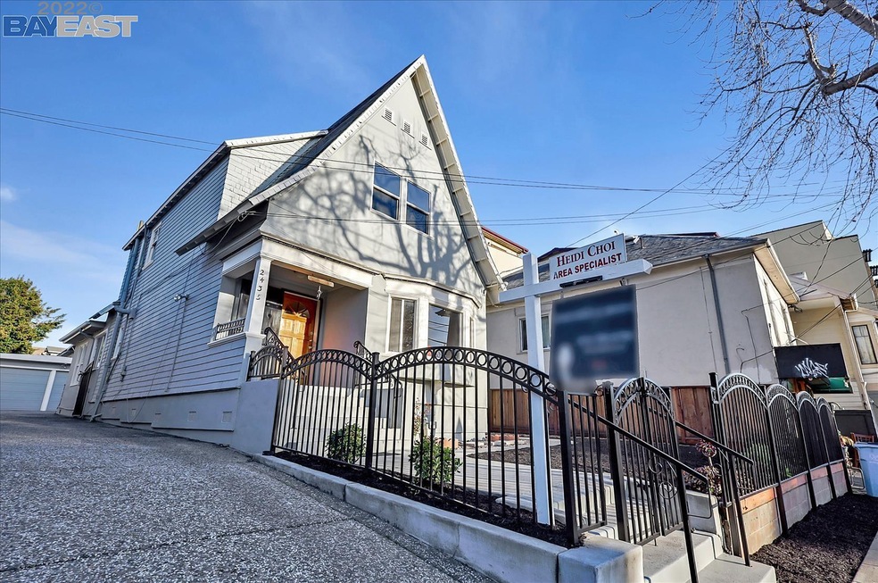 2435 Martin Luther King jr Way, Berkeley, CA 94704 - photo 1